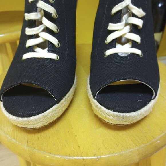 - Steve Madden canvas lace up wedge espadrilles - Picture 6 of 12